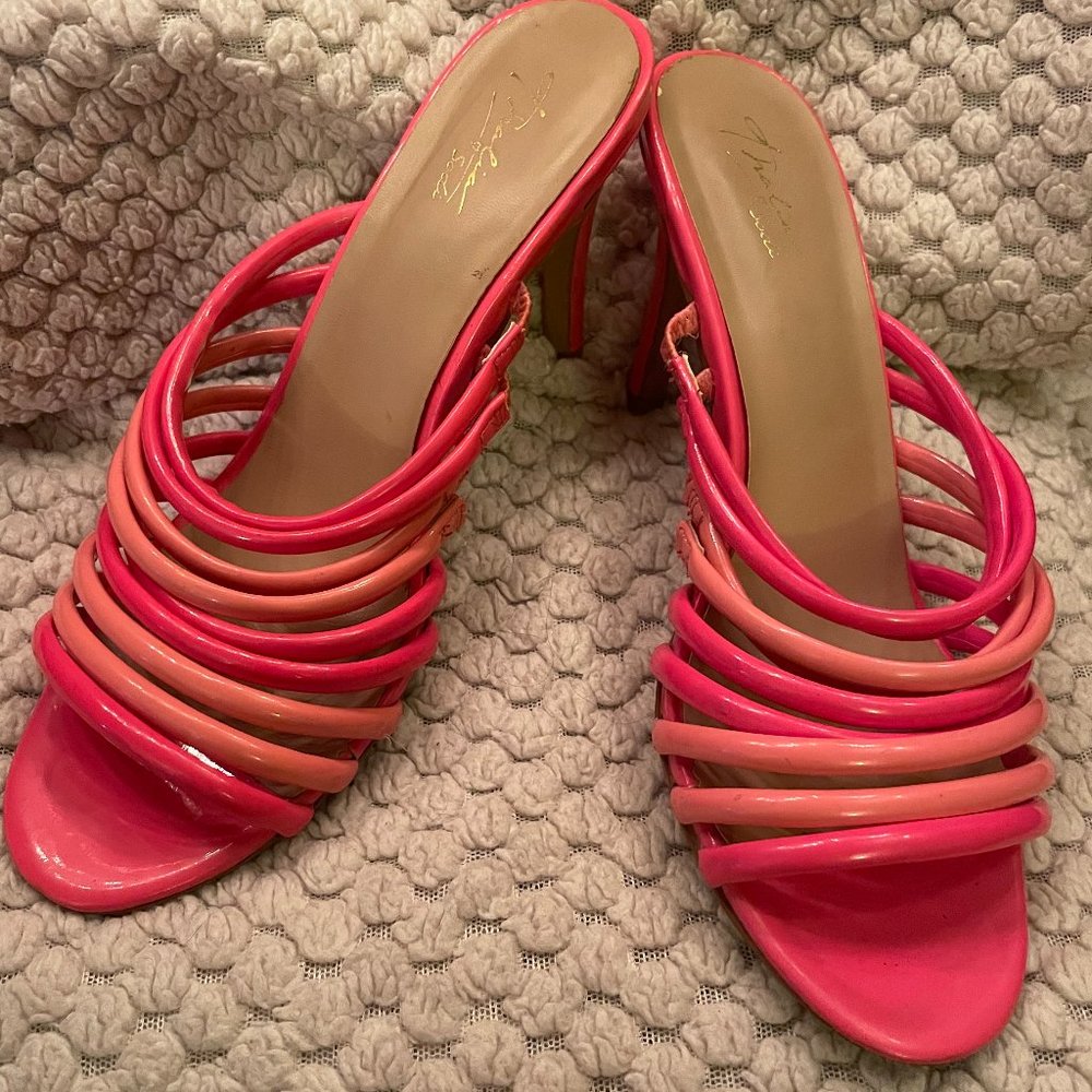 Adorable pleather/ jelly style heels with layered straps